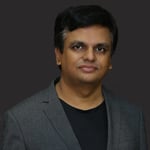 Dinesh Varadharajan photo